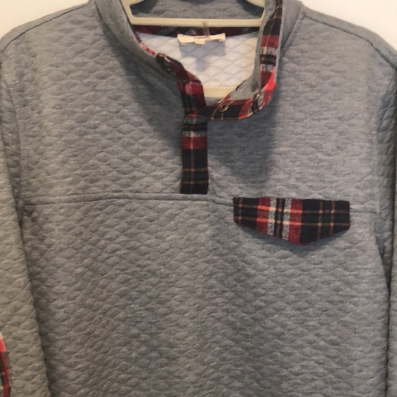 Gray Quilted Snap Pullover w/ Plaid Trim & Elbow Patches – Size L - Picture 3 of 5